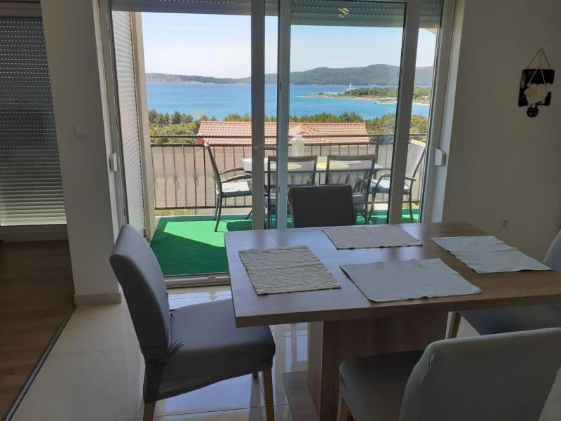 Apartments Gveric Šibenik Eksteriør bilde
