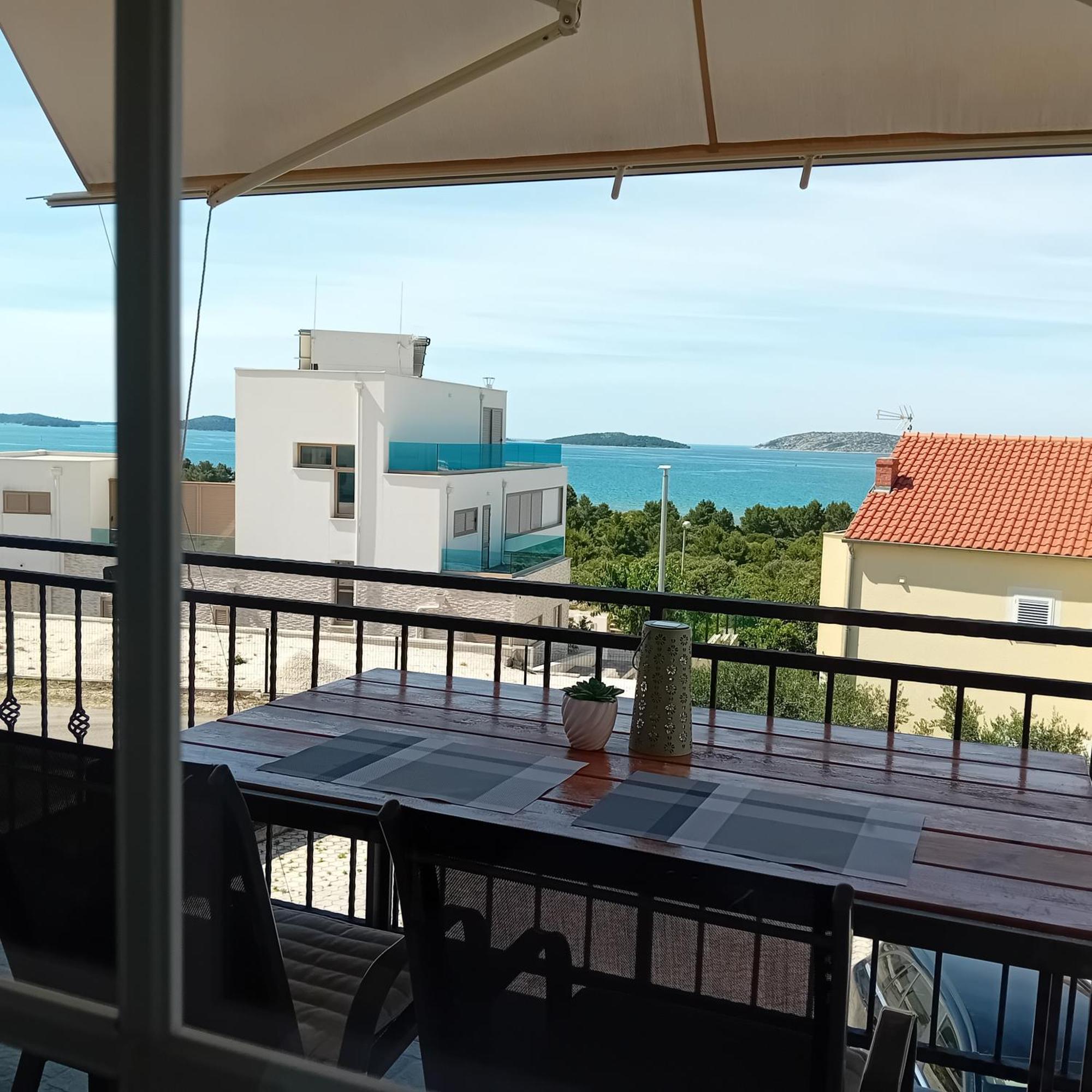 Apartments Gveric Šibenik Eksteriør bilde